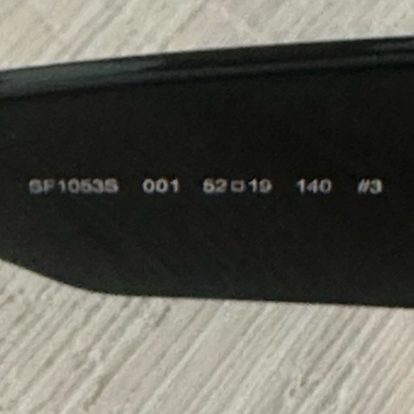 Ferragamo Sunglasses - Picture 5 of 7